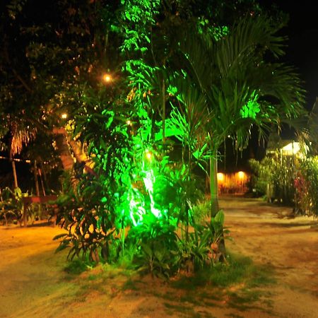 Mina Grande Beach Cottages El Nido Exteriör bild